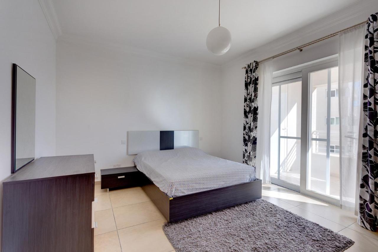 Apartment With Pool Sliema Ngoại thất bức ảnh