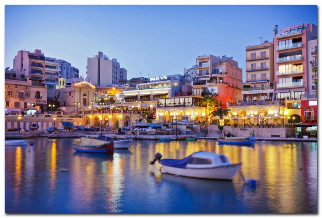 Apartment With Pool Sliema Ngoại thất bức ảnh